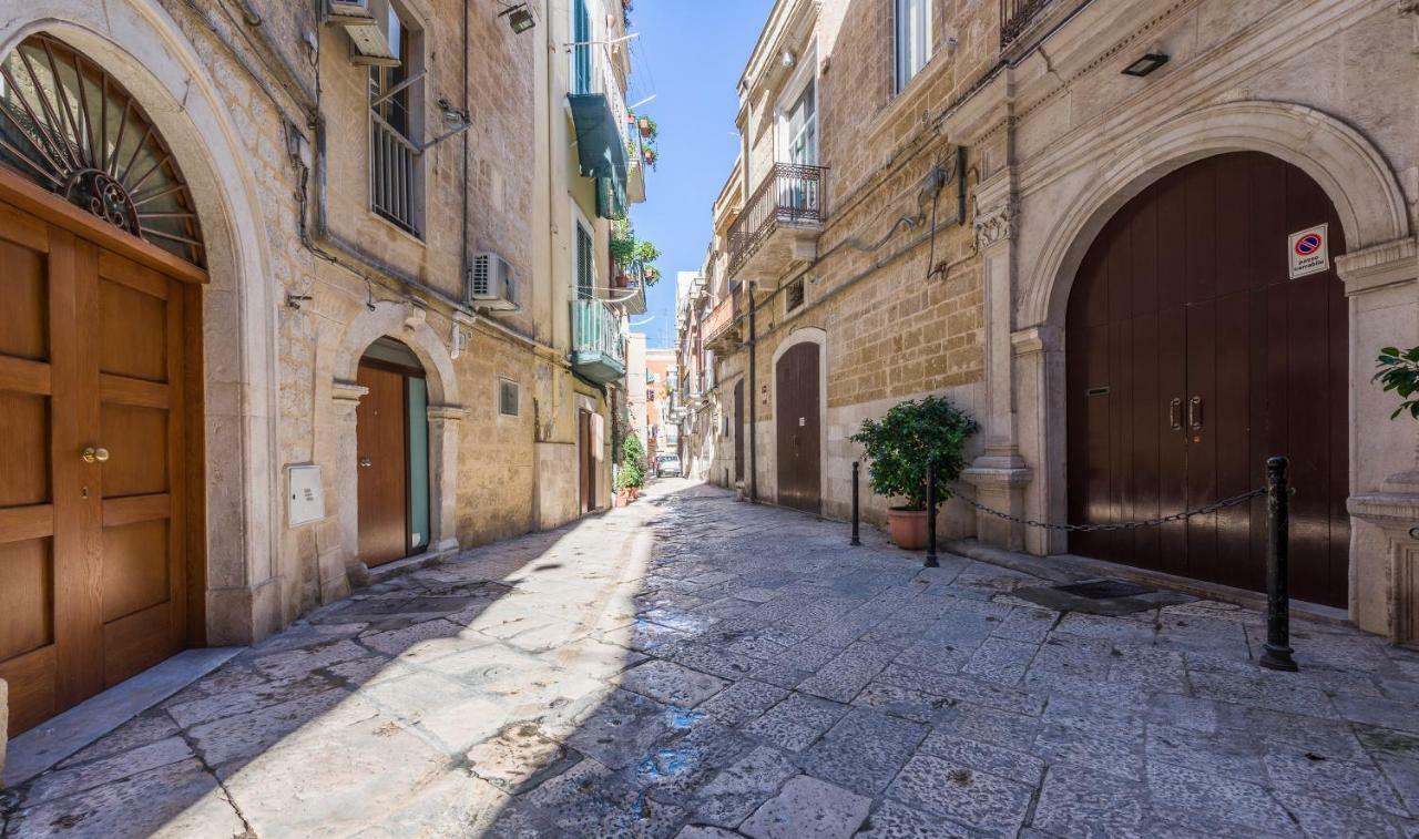 San Nicola Old Town Apartment CasatuaΜπάρι Εξωτερικό φωτογραφία